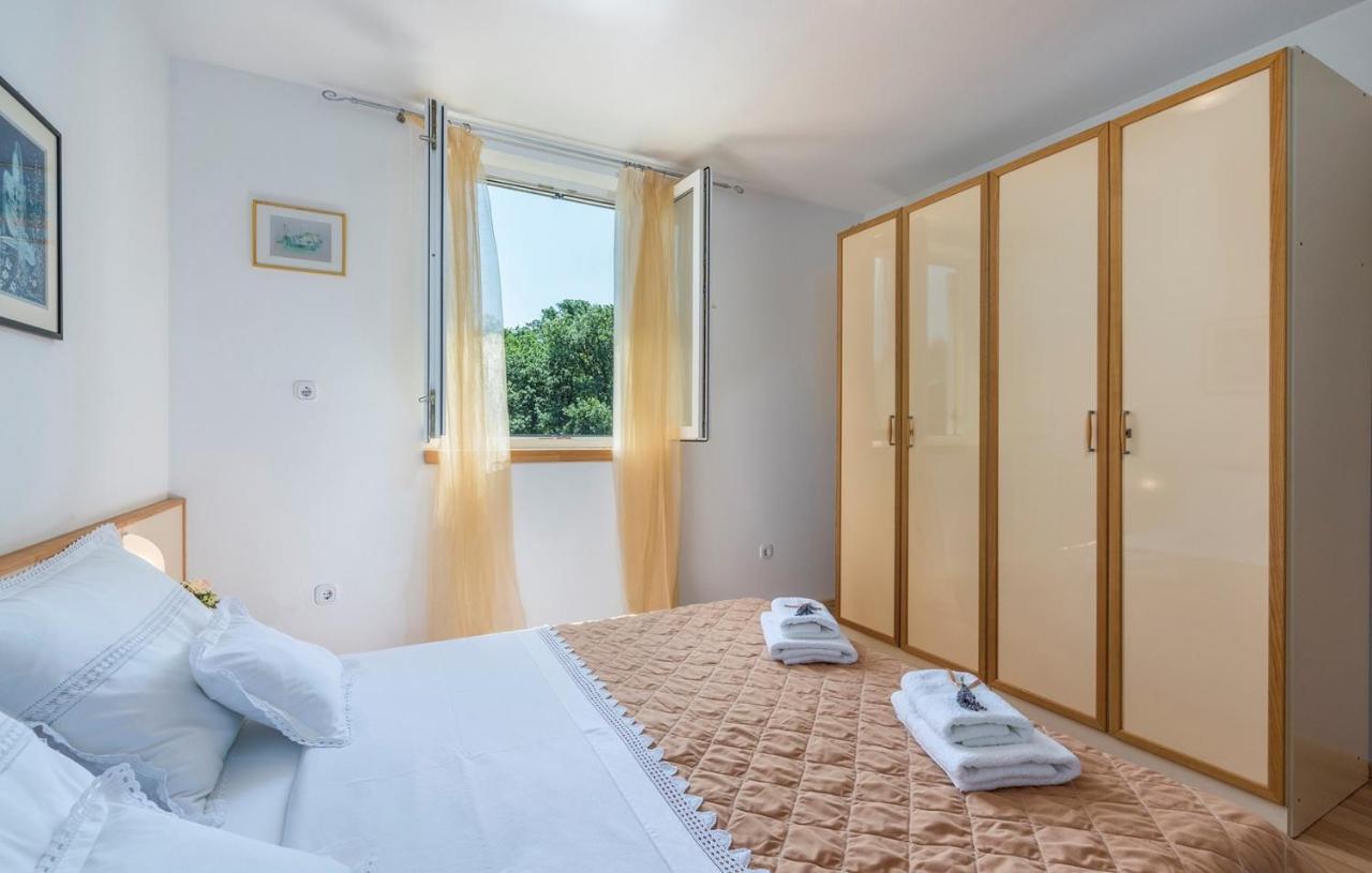 פורץ Apartment Nensi מראה חיצוני תמונה